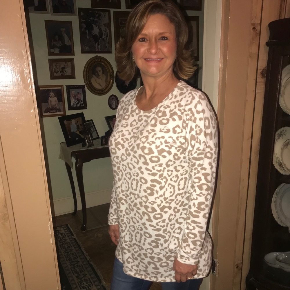 Boutique Leopard Top